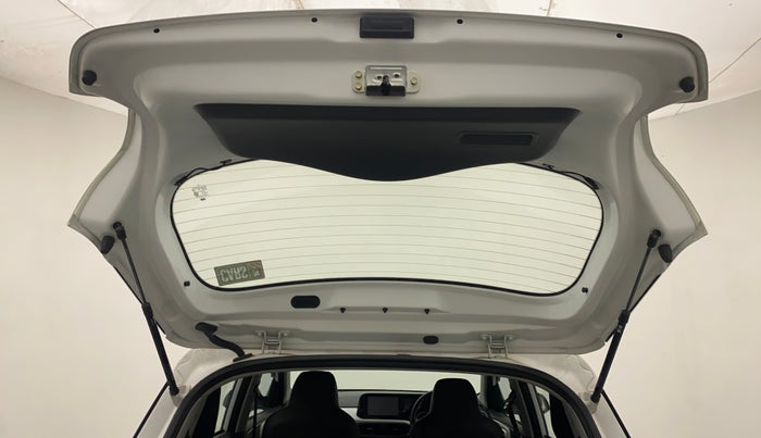 2022 Hyundai GRAND I10 NIOS SPORTZ 1.2 KAPPA VTVT CNG, CNG, Manual, 28,444 km, Boot Door Open