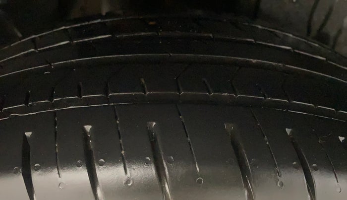 2023 Hyundai Creta S PLUS KNIGHT 1.5 PETROL, Petrol, Manual, 4,390 km, Right Rear Tyre Tread