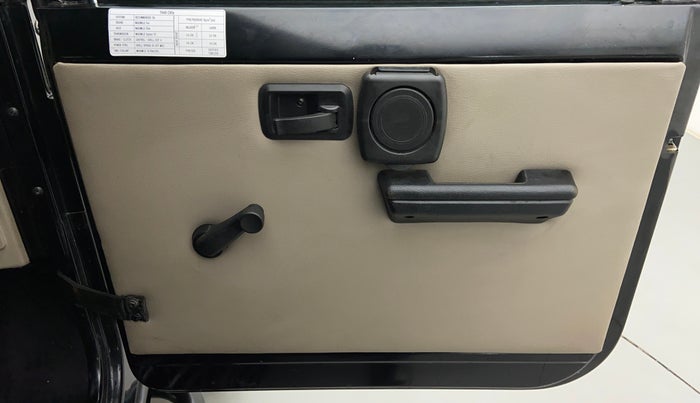 2017 Mahindra Thar CRDE 4X4 BS IV, Diesel, Manual, 19,937 km, Driver Side Door Panels Control