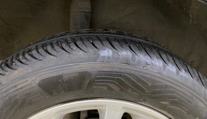 2021 Honda Amaze 1.2L I-VTEC V, Petrol, Manual, 93,905 km, Right Rear Tyre Tread