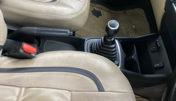 2021 Honda Amaze 1.2L I-VTEC V, Petrol, Manual, 93,905 km, Gear Lever