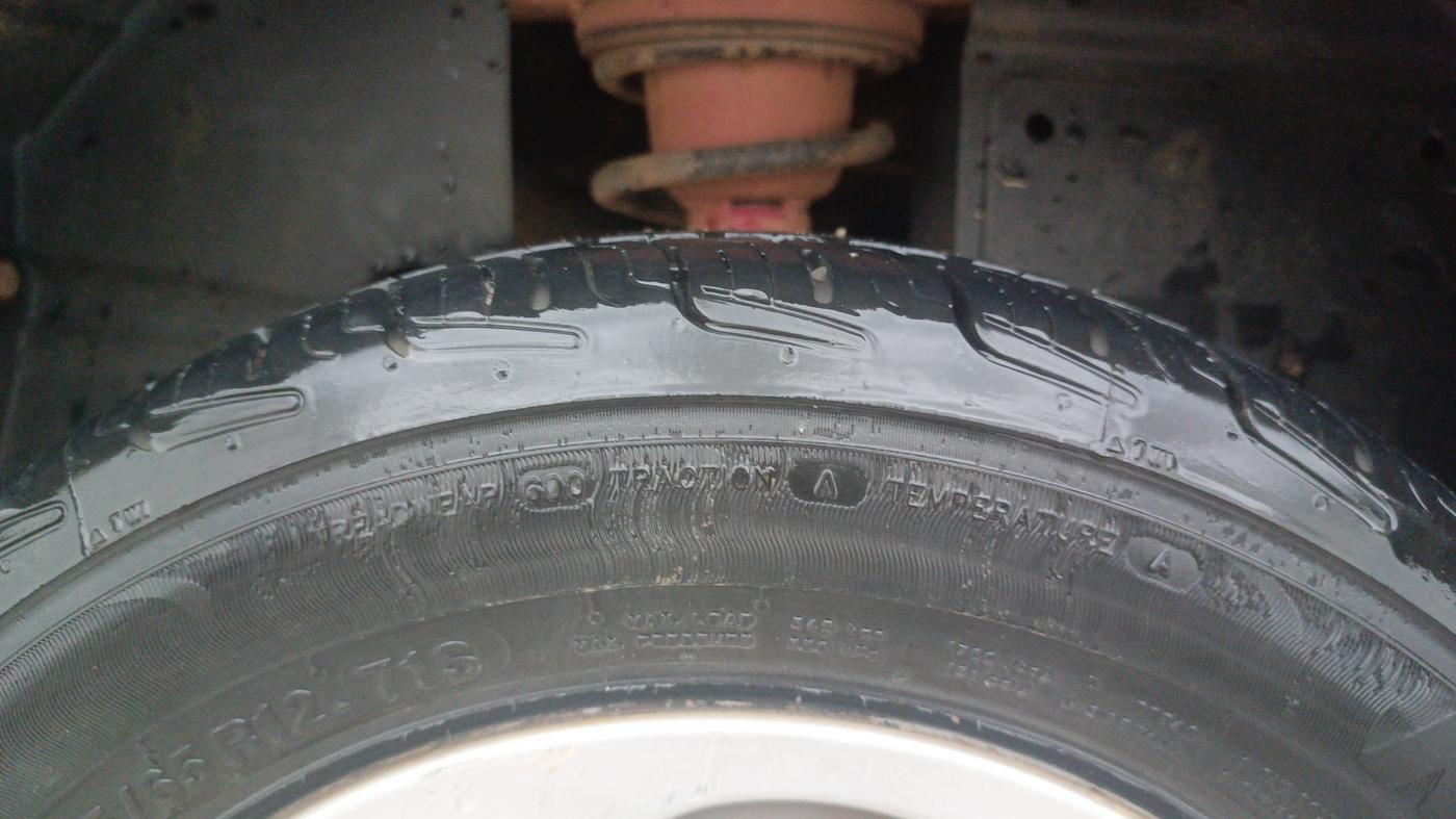 2015 Tata Nano TWIST XT, Petrol, Manual, 51,869 km, Right Rear Tyre Tread
