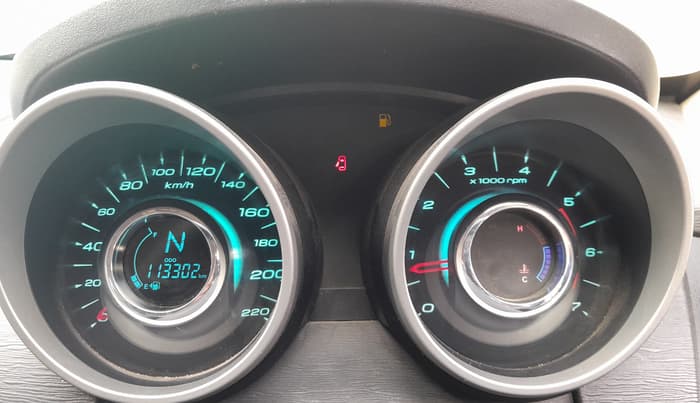 2015 Mahindra XUV500 W10, Diesel, Manual, 1,13,300 km, Odometer Image