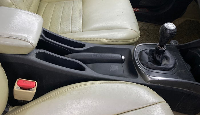 2014 Honda City 1.5L I-VTEC SV, CNG, Manual, 77,117 km, Gear Lever