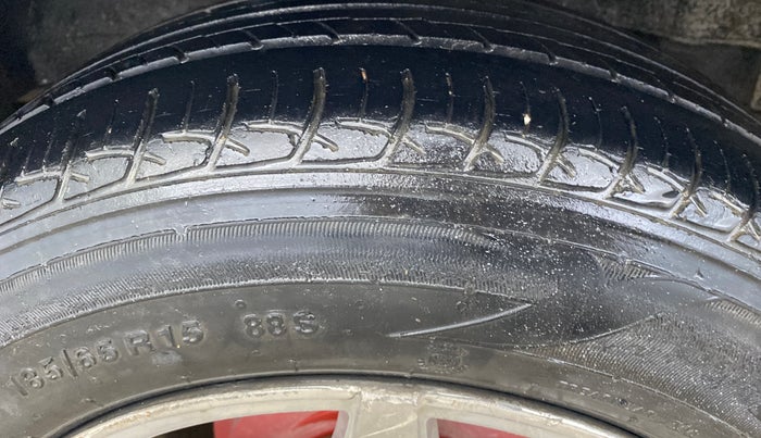 2014 Honda City 1.5L I-VTEC SV, CNG, Manual, 77,117 km, Right Rear Tyre Tread