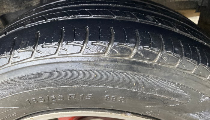2014 Honda City 1.5L I-VTEC SV, CNG, Manual, 77,117 km, Left Rear Tyre Tread