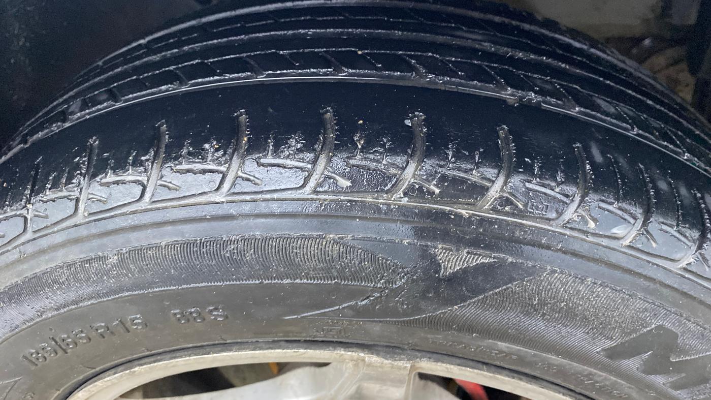 2014 Honda City 1.5L I-VTEC SV, CNG, Manual, 77,117 km, Right Front Tyre Tread