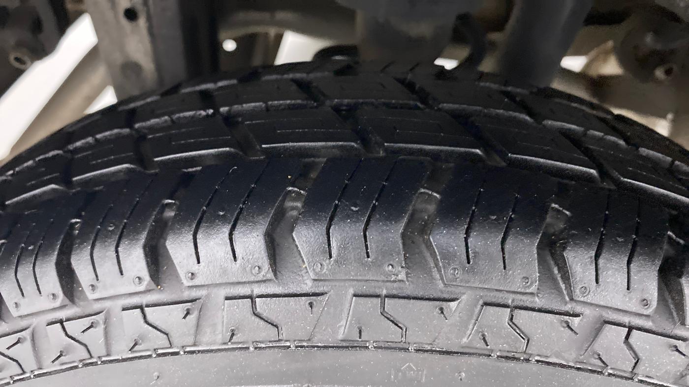 2012 Maruti Alto 800 LXI, Petrol, Manual, 37,850 km, Right Rear Tyre Tread