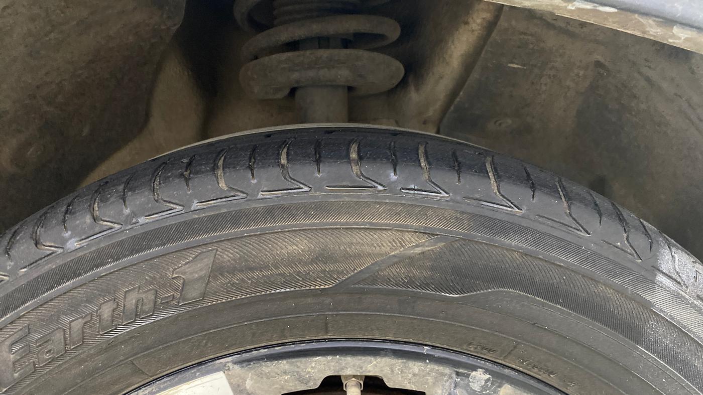 2020 MG HECTOR PLUS SMART 2.0 DIESEL TURBO MT 6-STR, Diesel, Manual, 1,42,342 km, Right Front Tyre Tread