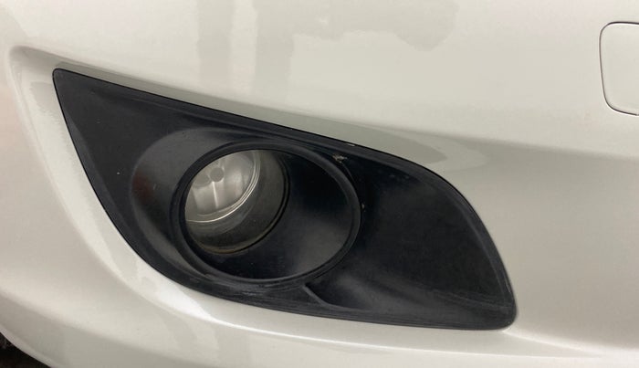 2011 Maruti Swift VDI, Diesel, Manual, 93,268 km, Right fog light - Not working