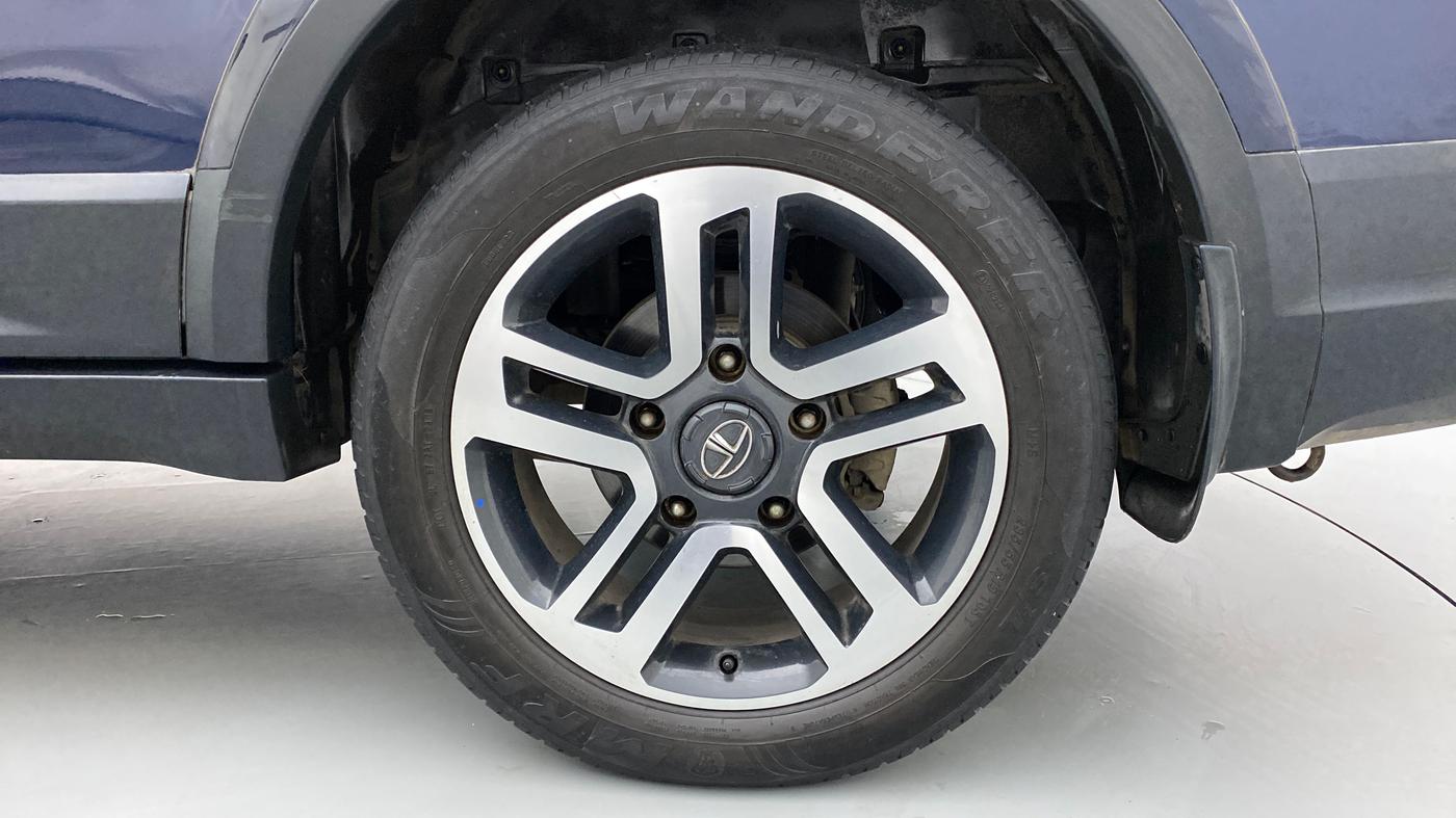 2018 Tata Hexa Varicor 400 XTA, Diesel, Automatic, 35,426 km, Left Rear Wheel