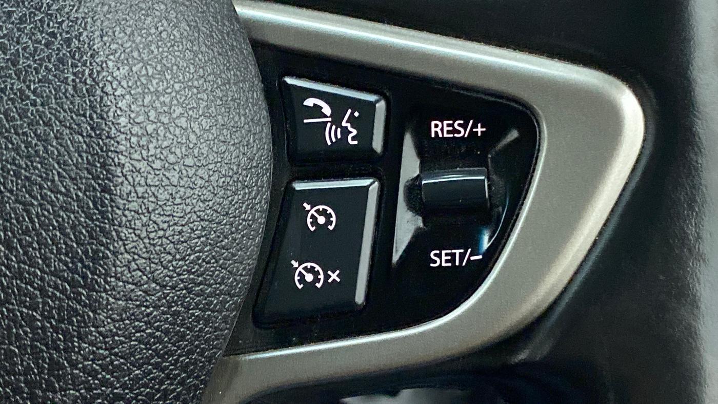 2018 Tata Hexa Varicor 400 XTA, Diesel, Automatic, 35,426 km, Adaptive Cruise Control