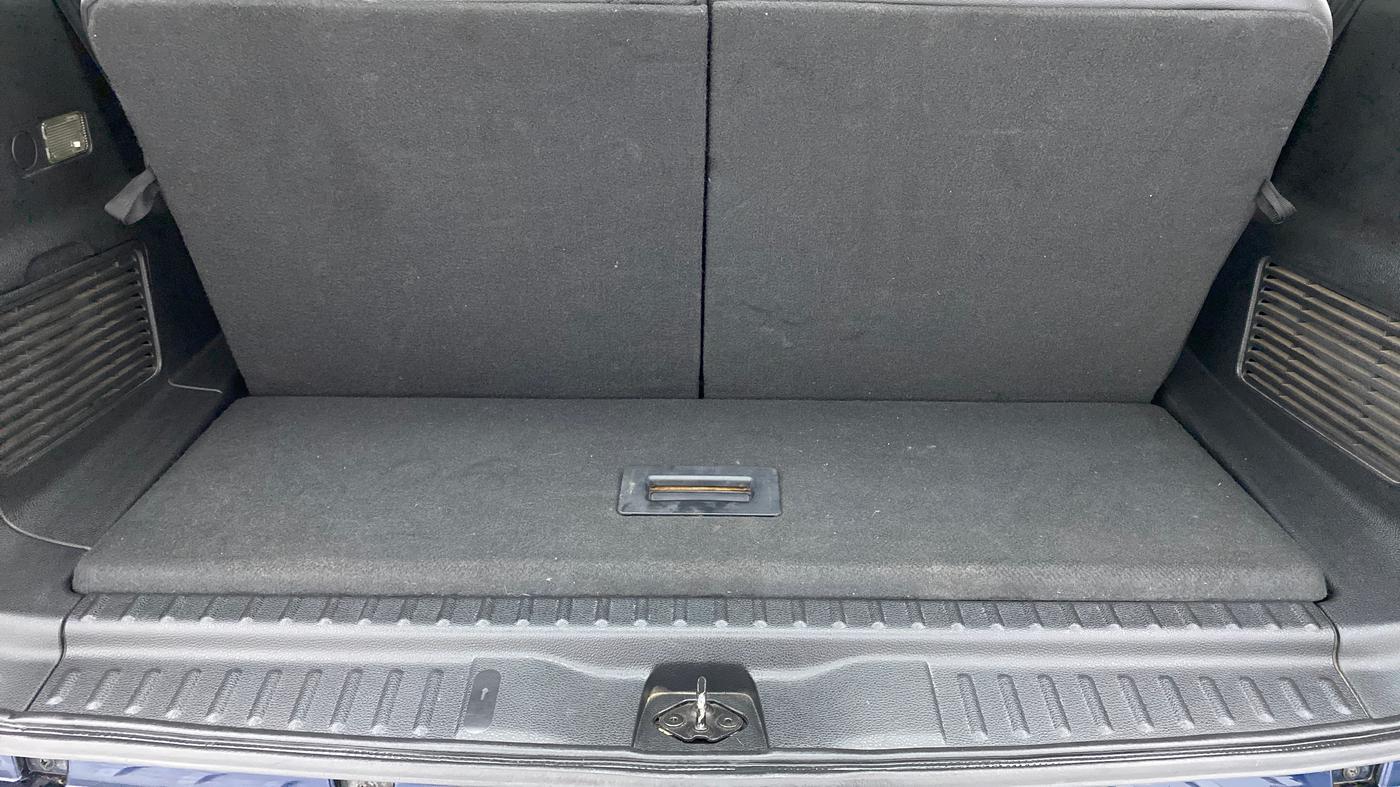 2018 Tata Hexa Varicor 400 XTA, Diesel, Automatic, 35,426 km, Boot Inside