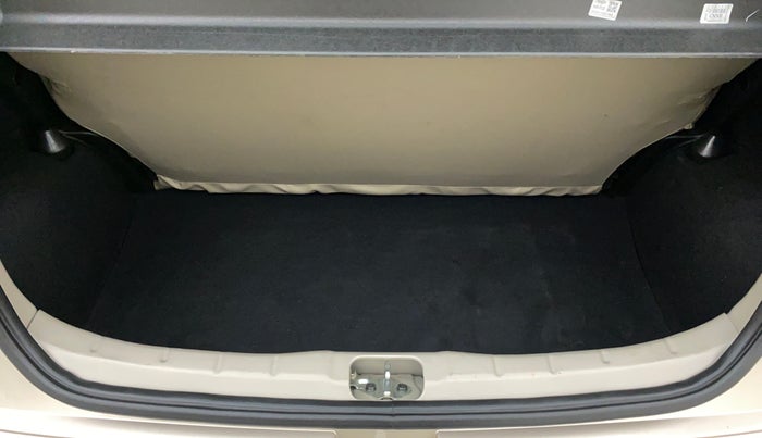 2022 Hyundai NEW SANTRO SPORTZ 1.1, Petrol, Manual, 5,549 km, Boot Inside