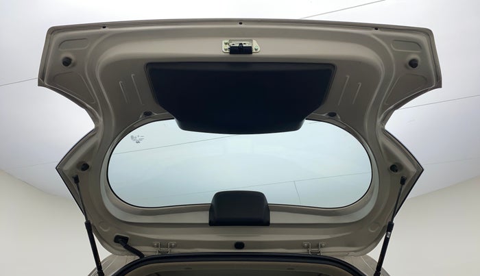 2022 Hyundai NEW SANTRO SPORTZ 1.1, Petrol, Manual, 5,549 km, Boot Door Open