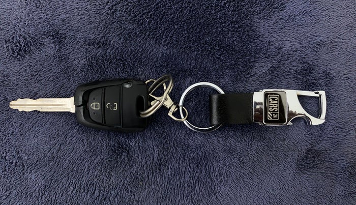 2022 Hyundai NEW SANTRO SPORTZ 1.1, Petrol, Manual, 5,549 km, Key Close Up