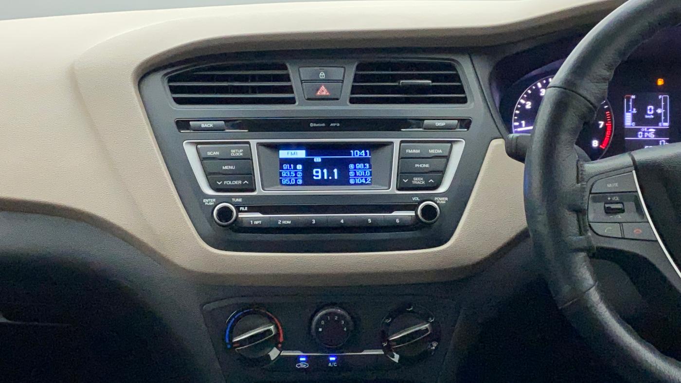 2016 Hyundai Elite i20 MAGNA 1.2, Petrol, Manual, 66,712 km, Air Conditioner
