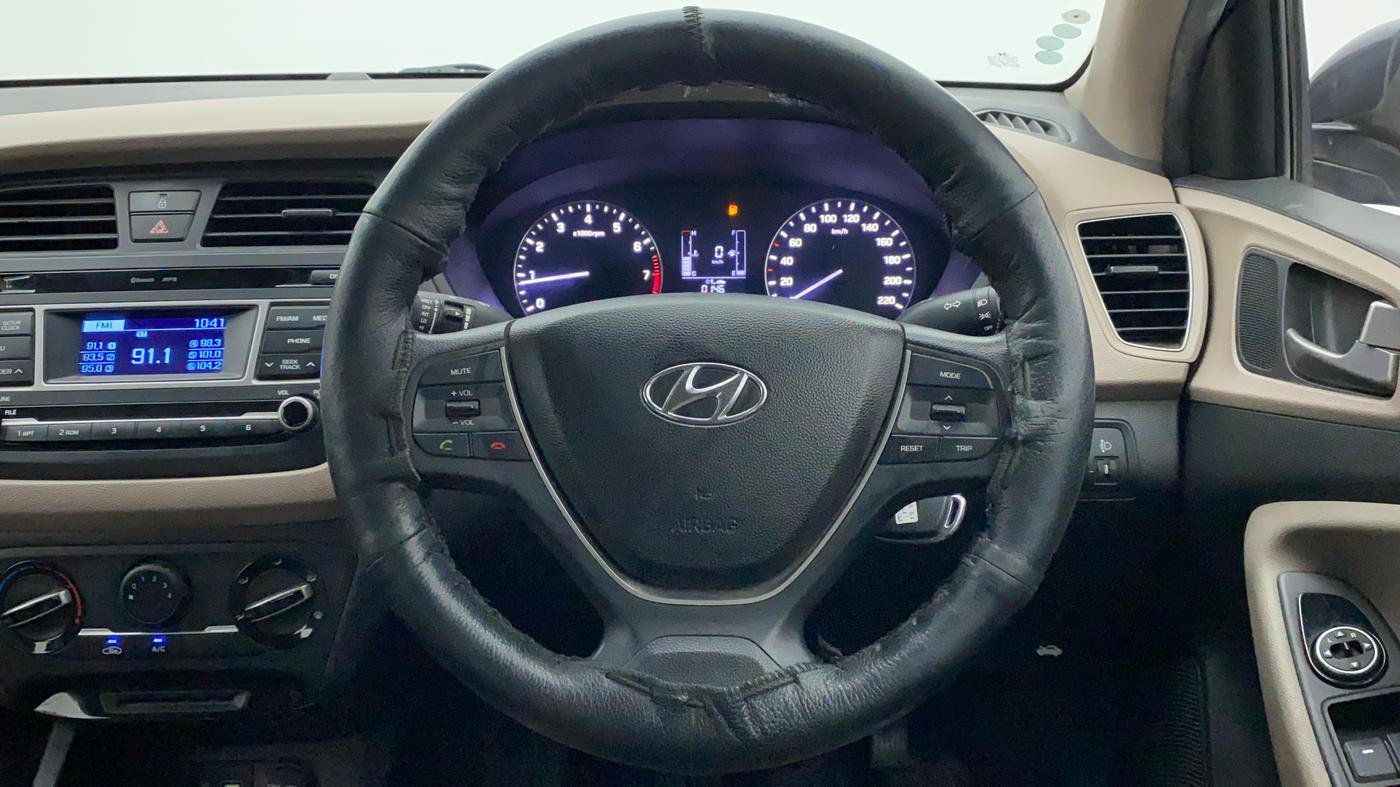 2016 Hyundai Elite i20 MAGNA 1.2, Petrol, Manual, 66,712 km, Steering Wheel Close Up