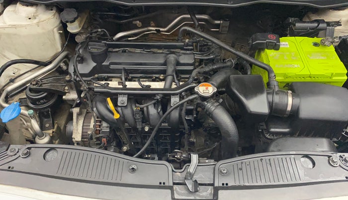 2013 Hyundai i20 MAGNA 1.2, Petrol, Manual, 73,411 km, Engine View