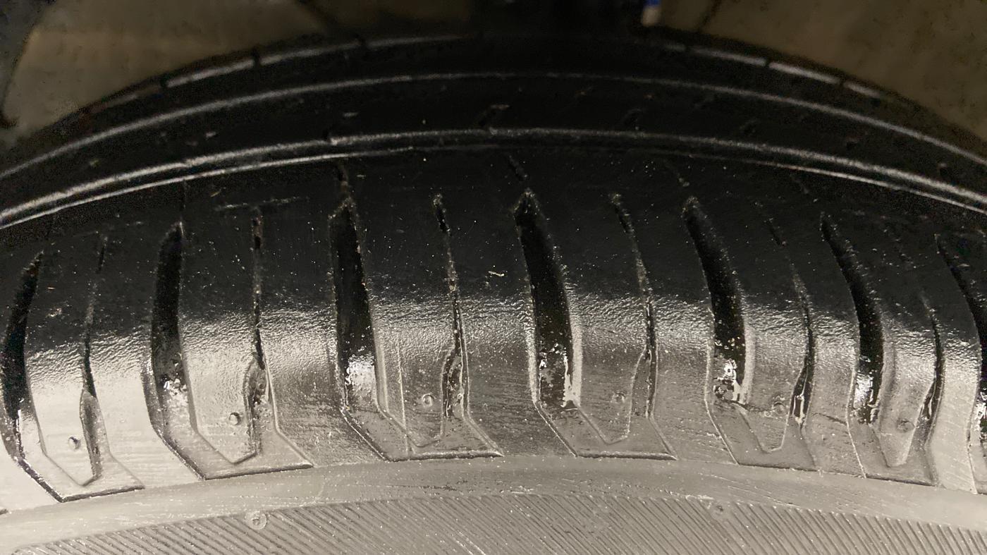 2022 Maruti XL6 ZETA MT, Petrol, Manual, 11,298 km, Left Front Tyre Tread