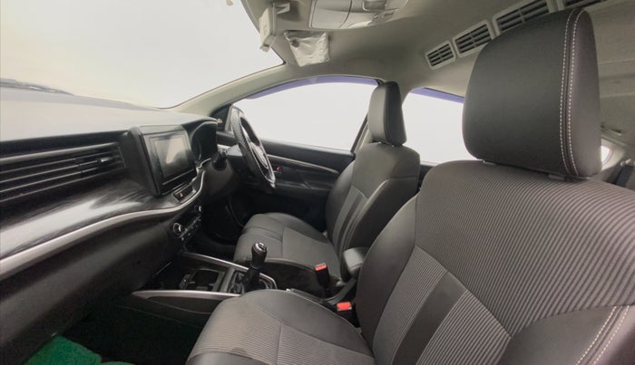 2022 Maruti XL6 ZETA MT, Petrol, Manual, 11,298 km, Right Side Front Door Cabin