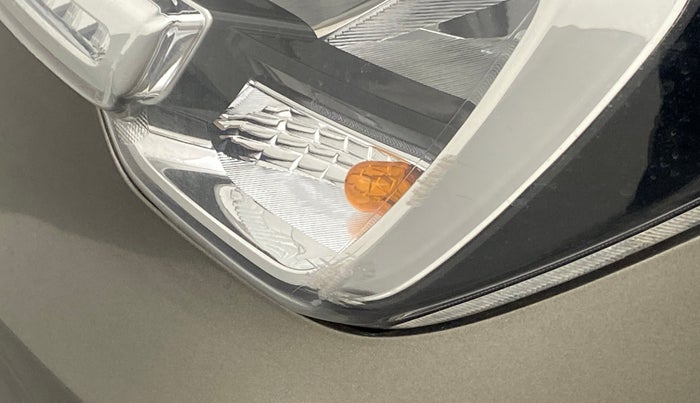 2022 Maruti XL6 ZETA MT, Petrol, Manual, 11,298 km, Left headlight - Minor scratches