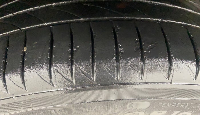 2021 Honda WR-V 1.5L I-DTEC VX MT, Diesel, Manual, 64,384 km, Left Front Tyre Tread