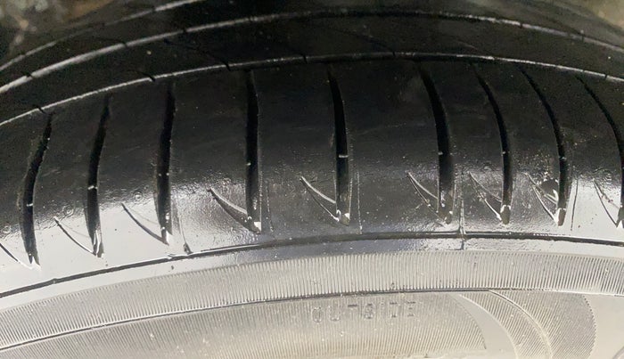 2021 Honda WR-V 1.5L I-DTEC VX MT, Diesel, Manual, 64,384 km, Right Rear Tyre Tread