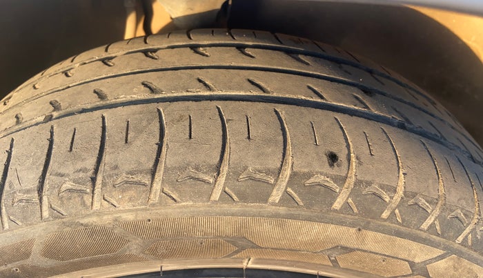 2018 Maruti Alto K10 VXI (O) AMT, Petrol, Automatic, 95,703 km, Right Front Tyre Tread