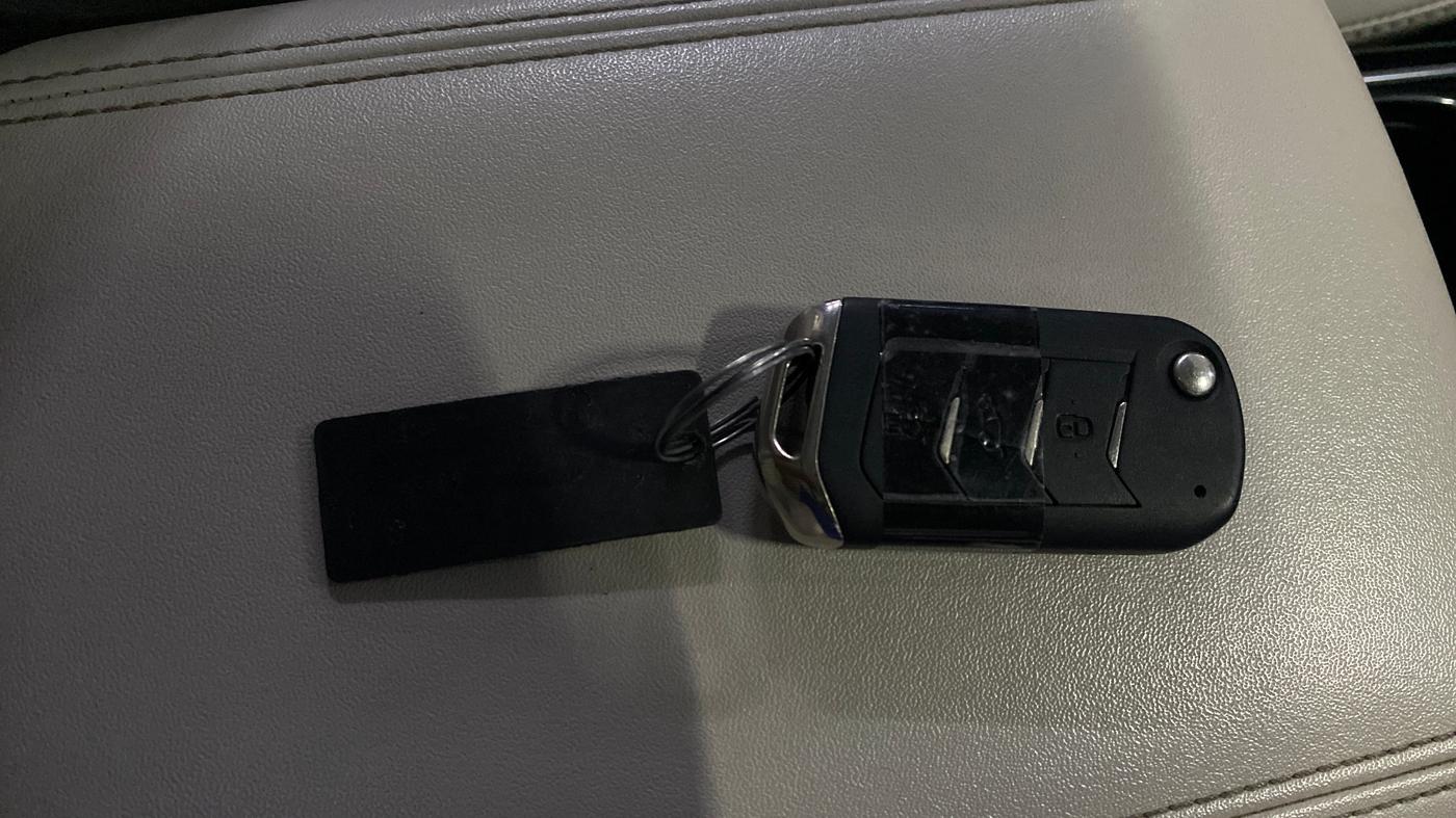 2022 Mahindra XUV700 AX 7 LUXURY D AWD AT 7 STR, Diesel, Automatic, 81,893 km, Key Close Up