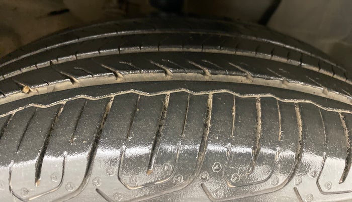2013 Nissan Micra XV CVT, Petrol, Automatic, 60,867 km, Right Front Tyre Tread