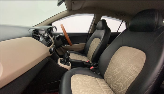 2015 Hyundai Grand i10 MAGNA 1.2 KAPPA VTVT, Petrol, Manual, 40,260 km, Right Side Front Door Cabin