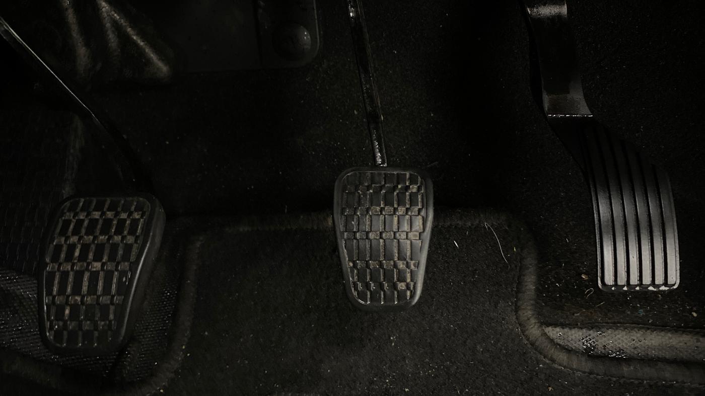 2022 Tata PUNCH ADVENTURE MT, Petrol, Manual, 61,537 km, Pedals
