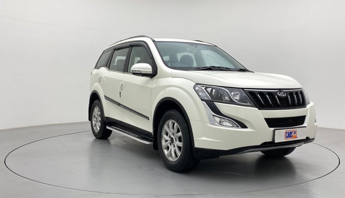 2018 Mahindra XUV500 W9, Diesel, Manual, 47,899 km, Right Front Diagonal