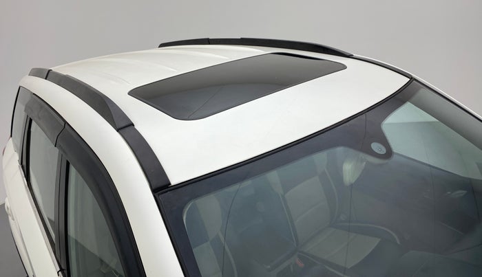 2018 Mahindra XUV500 W9, Diesel, Manual, 47,899 km, Roof