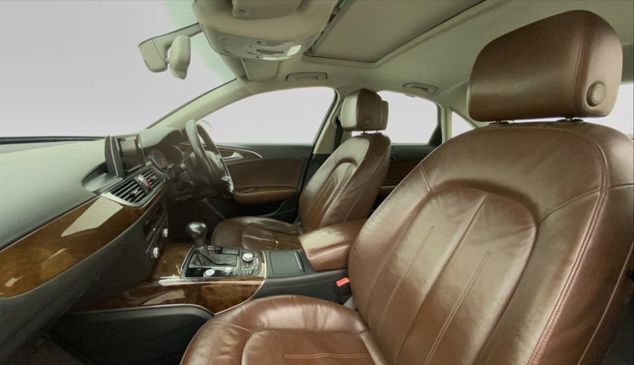 2011 Audi A6 2.0 TDI, Diesel, Automatic, 1,02,564 km, Right Side Front Door Cabin