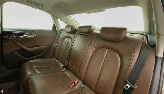 2011 Audi A6 2.0 TDI, Diesel, Automatic, 1,02,564 km, Right Side Rear Door Cabin