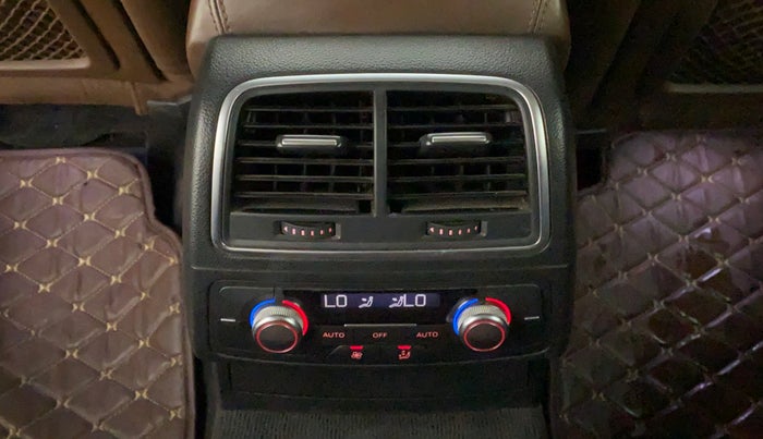 2011 Audi A6 2.0 TDI, Diesel, Automatic, 1,02,564 km, Rear AC Vents