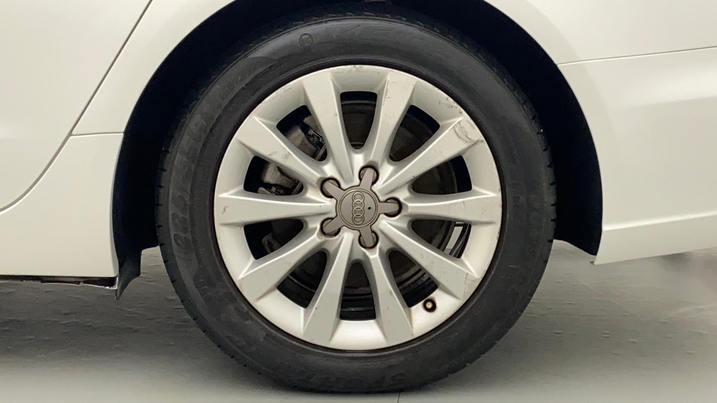 2011 Audi A6 2.0 TDI, Diesel, Automatic, 1,02,564 km, Left Rear Wheel