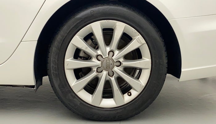 2011 Audi A6 2.0 TDI, Diesel, Automatic, 1,02,564 km, Left Rear Wheel