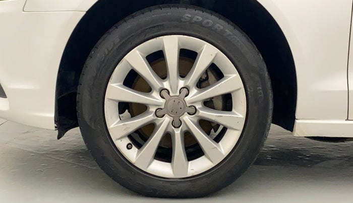 2011 Audi A6 2.0 TDI, Diesel, Automatic, 1,02,564 km, Left Front Wheel