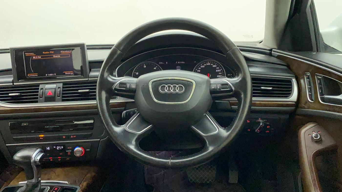 2011 Audi A6 2.0 TDI, Diesel, Automatic, 1,02,564 km, Steering Wheel Close Up