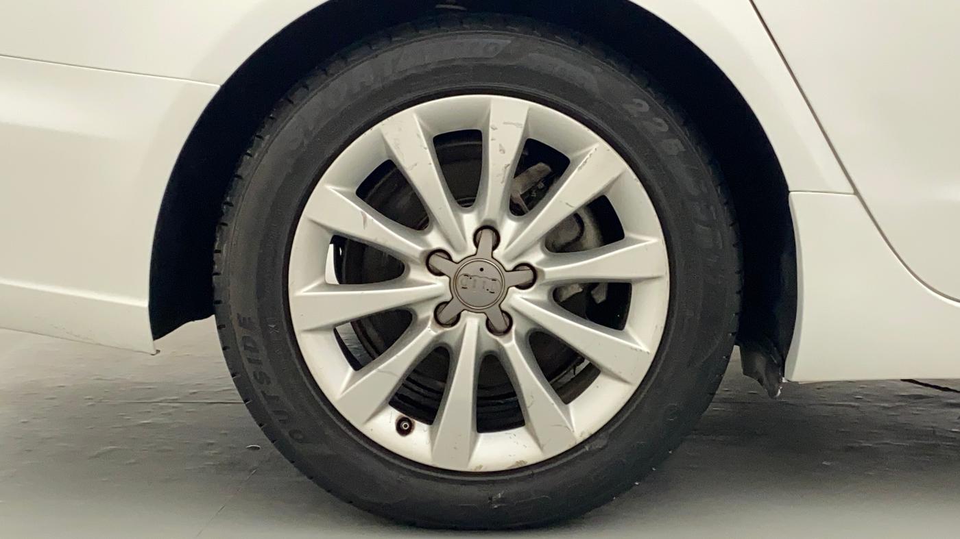 2011 Audi A6 2.0 TDI, Diesel, Automatic, 1,02,564 km, Right Rear Wheel