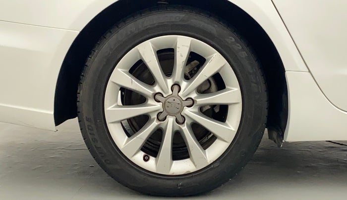 2011 Audi A6 2.0 TDI, Diesel, Automatic, 1,02,564 km, Right Rear Wheel