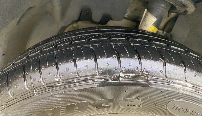 2017 Ford Ecosport TREND 1.5L PETROL, Petrol, Manual, 75,014 km, Left Front Tyre Tread