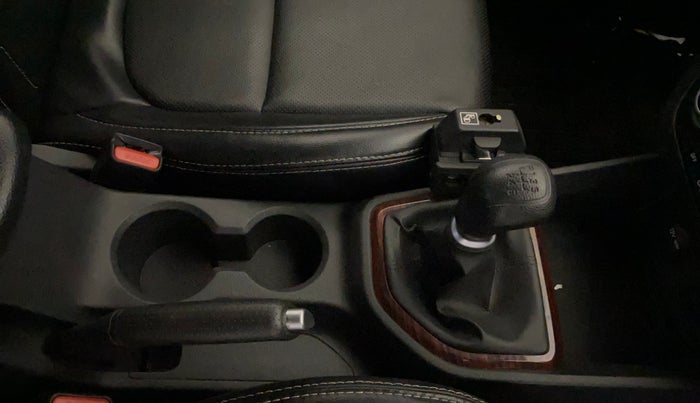 2016 Hyundai Creta SX PLUS 1.6 PETROL, Petrol, Manual, 30,512 km, Gear Lever