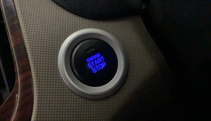 2016 Hyundai Creta SX PLUS 1.6 PETROL, Petrol, Manual, 30,512 km, Keyless Start/ Stop Button