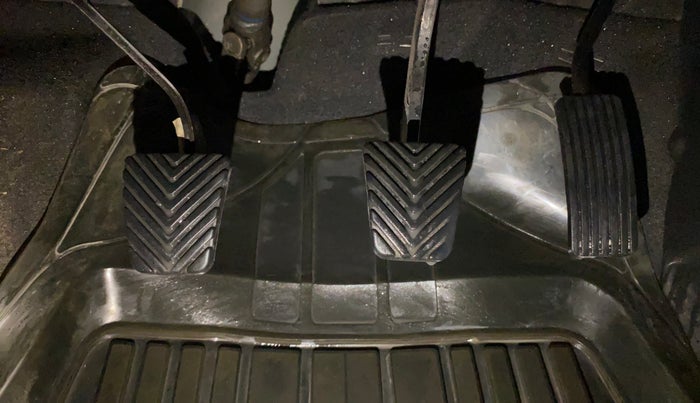 2016 Hyundai Creta SX PLUS 1.6 PETROL, Petrol, Manual, 30,512 km, Pedals