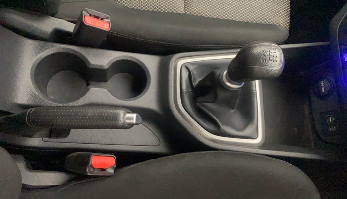 2016 Hyundai Creta S 1.6 PETROL, Petrol, Manual, 48,769 km, Gear Lever