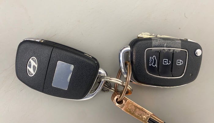 2016 Hyundai Creta S 1.6 PETROL, Petrol, Manual, 48,769 km, Key Close Up